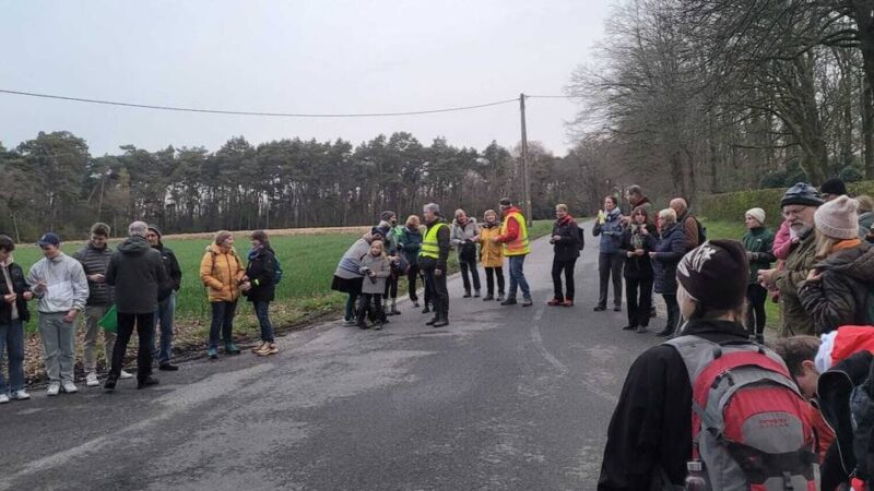 Kreuzweg nach Marienthal: Ganz früh am Morgen am Karfreitag nach Marienthal