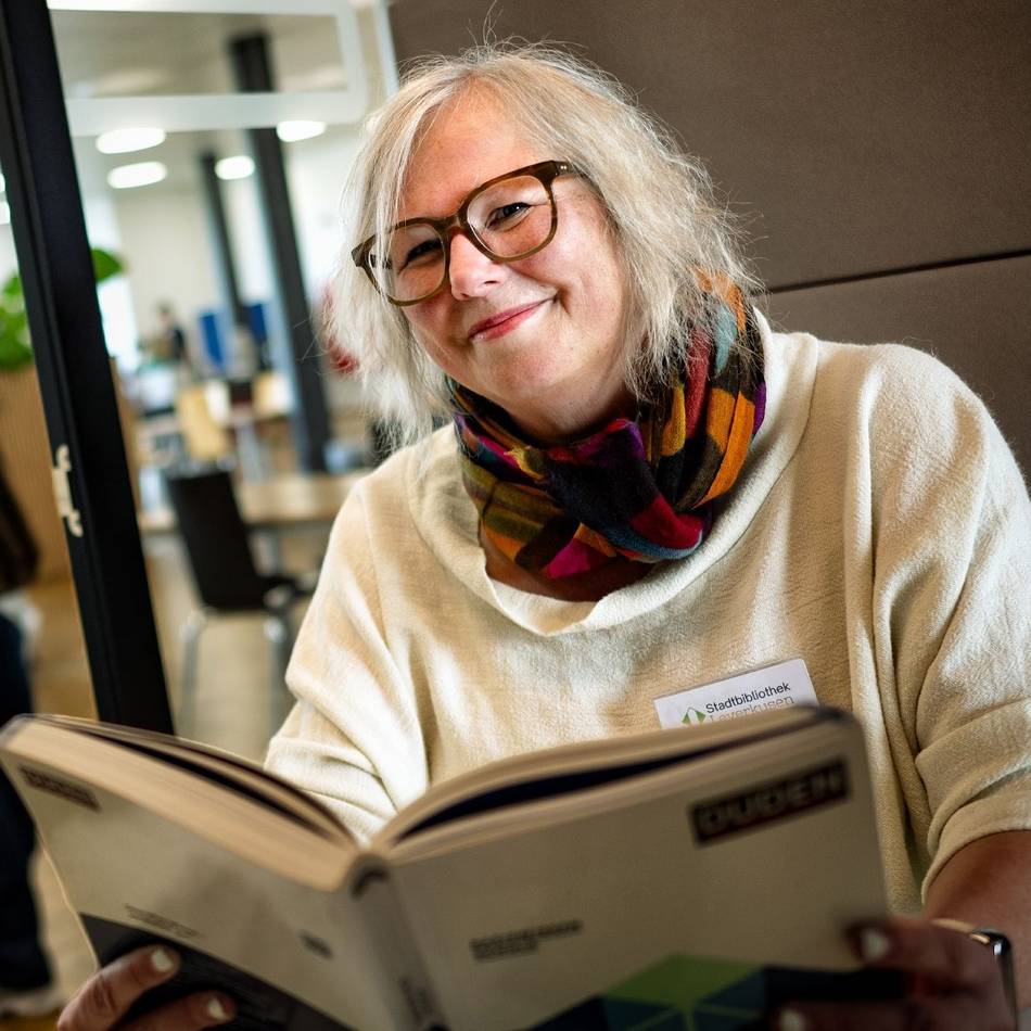 Sparzwang in Leverkusen trifft Zukunftsmodell: Stadtbibliothek setzt auf Selbstbedienung