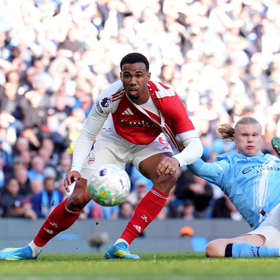 Topspiel in der Premier League: Titelrennen in England wieder offen – Arsenal verliert 1:2 bei Man City