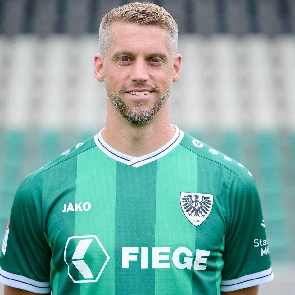 Zehn Spendenaktionen im Fokus: Wegen Betrug – Ex-Preußen-Kapitän Lorenz wird angeklagt