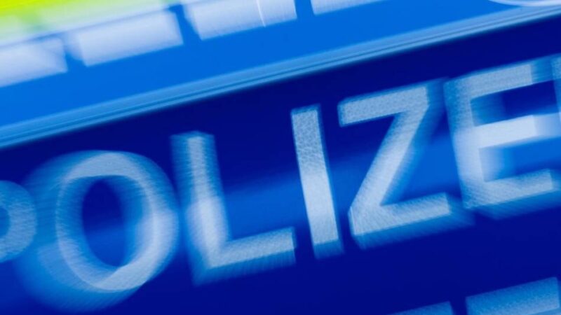 Unfall in Schiefbahn: Polizei sucht beschädigtes Fahrzeug