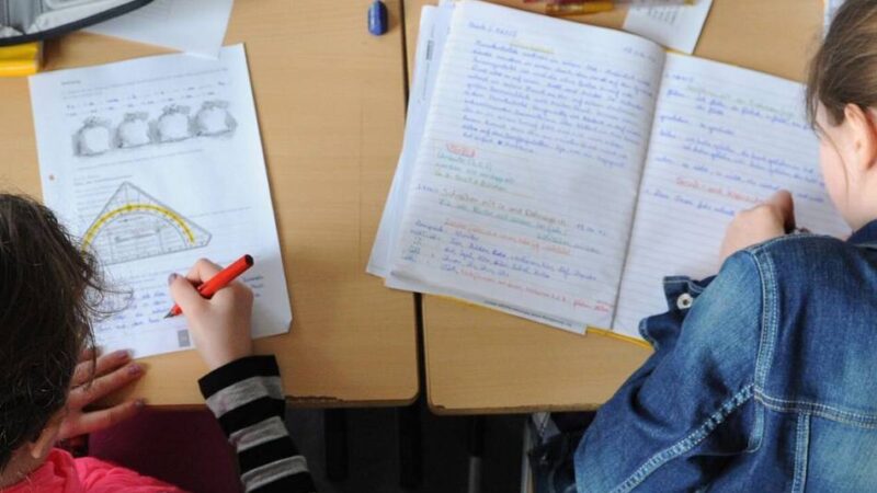 Für 28 Kinder in Hitdorf:  Leverkusen soll erneut mit Monheim über Schulplätze verhandeln