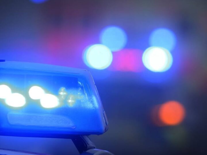 Sachbeschädigung in Korschenbroich: Alkoholisierter Randalierer von der Polizei verhaftet