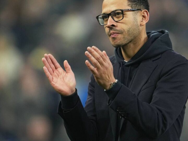 „Steht noch viel auf dem Spiel“: Keine vier Monate im Amt – Chelsea trennt sich von Rosenior