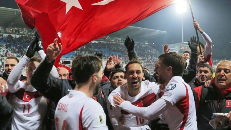 Sieg in den Play-offs: Türkei nach 24 Jahren erlöst – Schweden und Tschechien lösen ebenfalls WM-Ticket