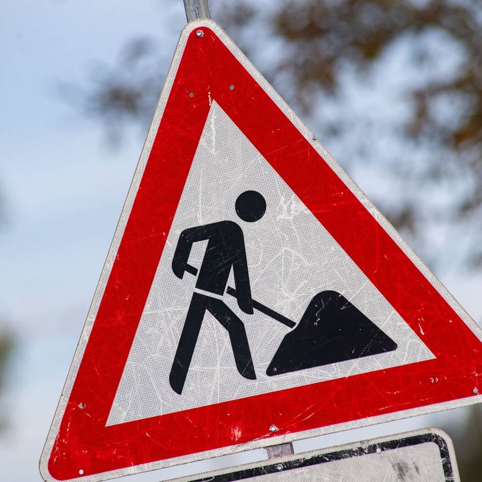 Bauarbeiten in Brüggen: Errichtung eines Fußgängerüberweges an der Kreisstraße 20