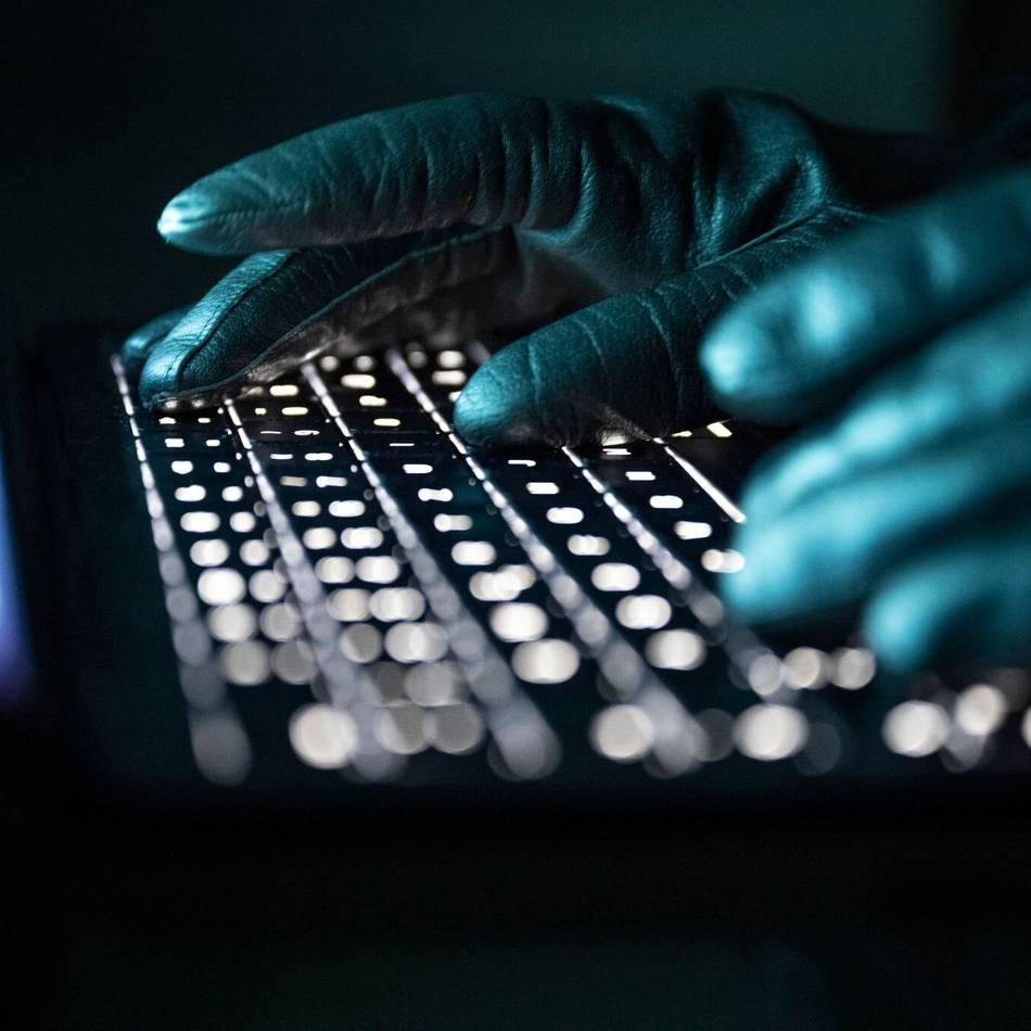 Digitalwoche in Mönchengladbach:  Polizei informiert über Betrug im Internet