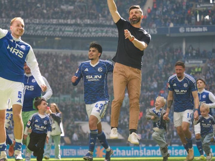 Mit bekannten Fans und Vereinslegenden: RTL bringt Doku über Schalke-Saison – Verwirrung um Ankündigung