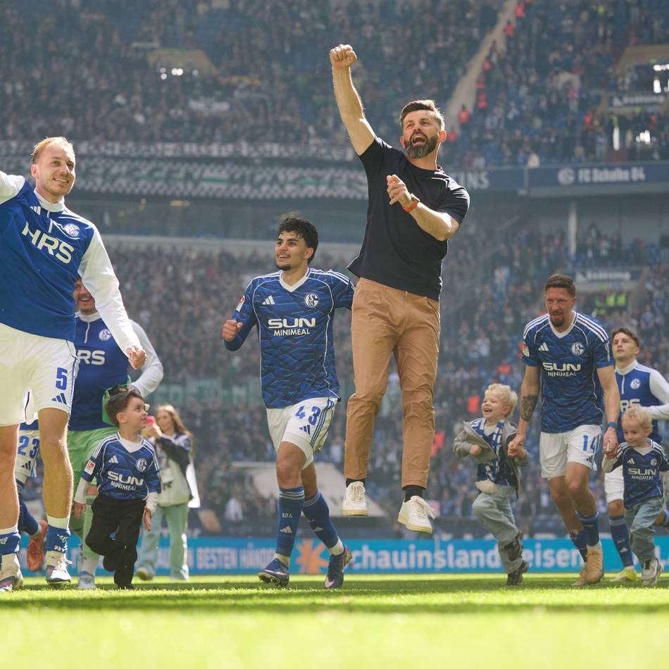 Mit bekannten Fans und Vereinslegenden: RTL bringt Doku über Schalke-Saison – Verwirrung um Ankündigung
