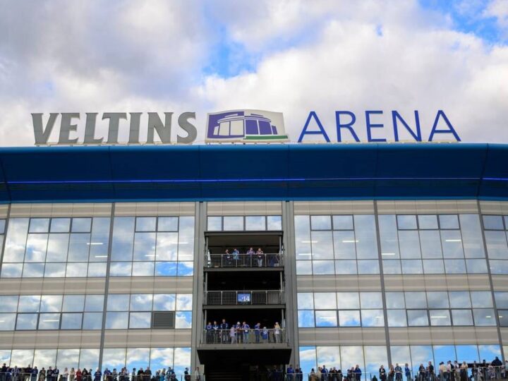 Gelsenkirchen: Reinigungskraft findet Leiche in Schalker Veltins-Arena