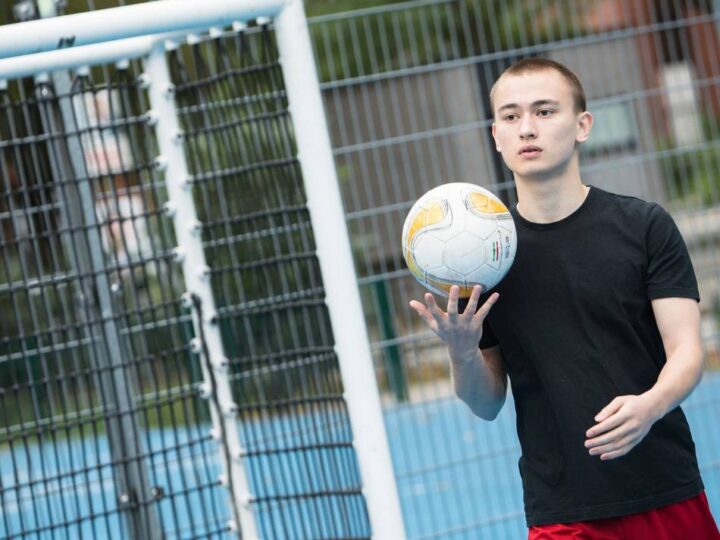 Fit wie ein Profi: Fußball-Training: Wie Du auf dem Feld die Leistung steigerst