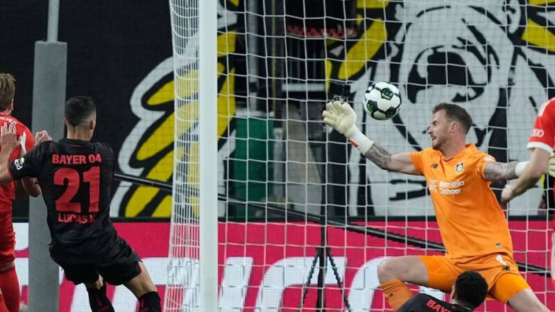 Bayern dominiert die Werkself: Bayer verabschiedet sich chancenlos aus dem DFB-Pokal