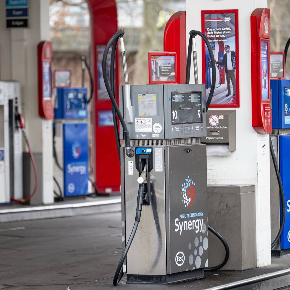 Debatte um Tankprämie in Krefeld: FDP-Ratsherr mahnt zu „Versachlichung“