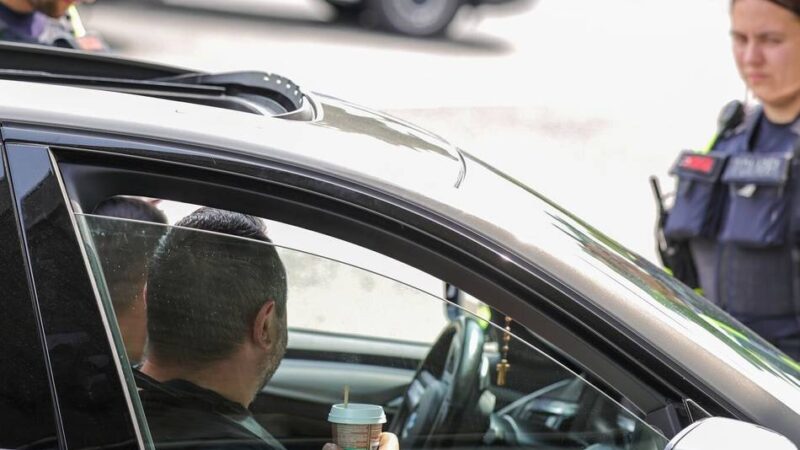 A3 bei Emmerich: Bundespolizei stoppt Chinesen mit gefälschten Papieren