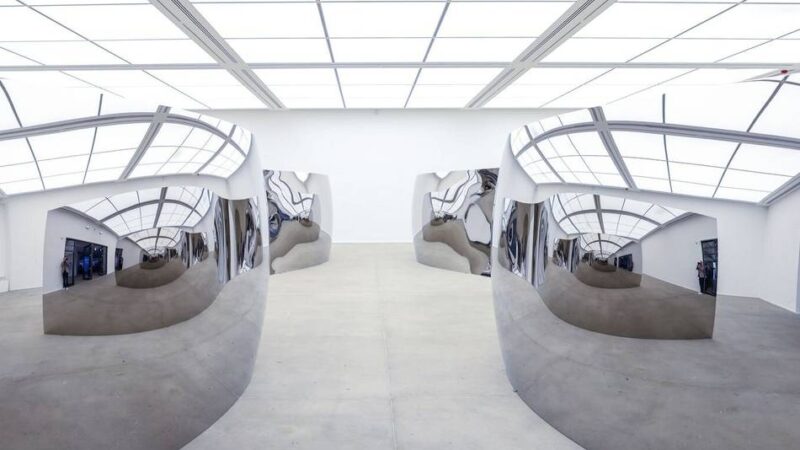 Weltbekannter Künstler in Duisburg: Bei Anish Kapoor wird der Besucher selbst zur Skulptur