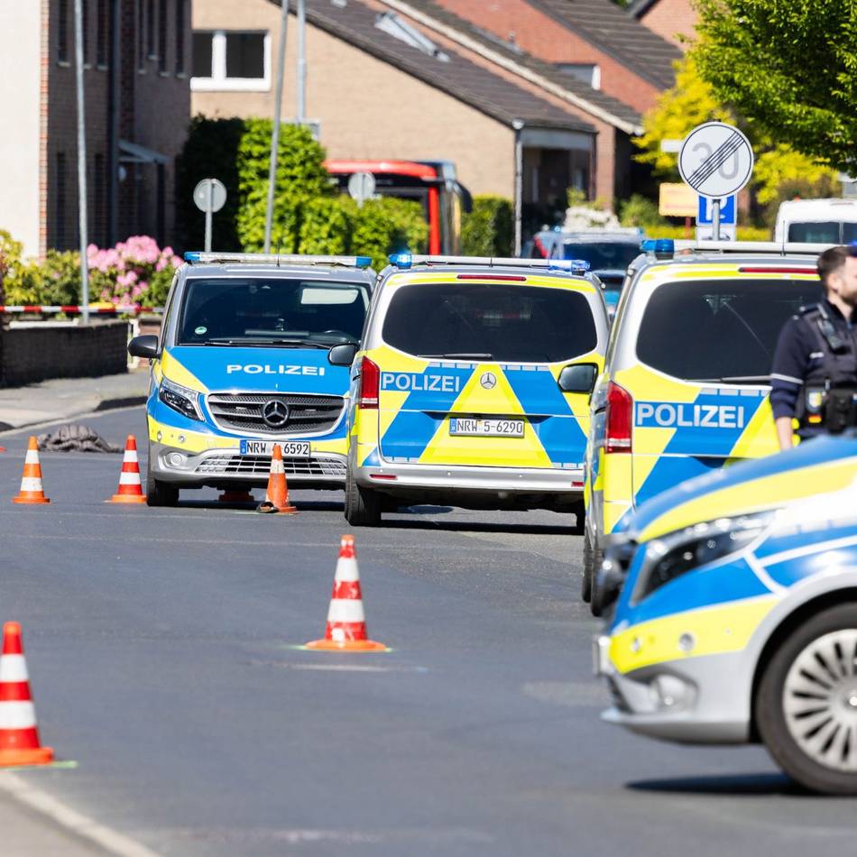 Großeinsatz in Kaarster Ortsteil: Schüsse in Vorst – Polizei überwältigt Mann mit Messer