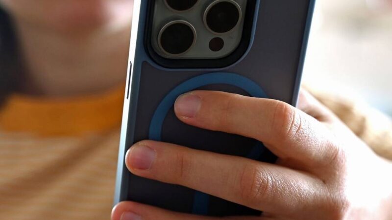 Vortrag in Mönchengladbach: Warum Eltern in der Pubertät an Grenzen stoßen