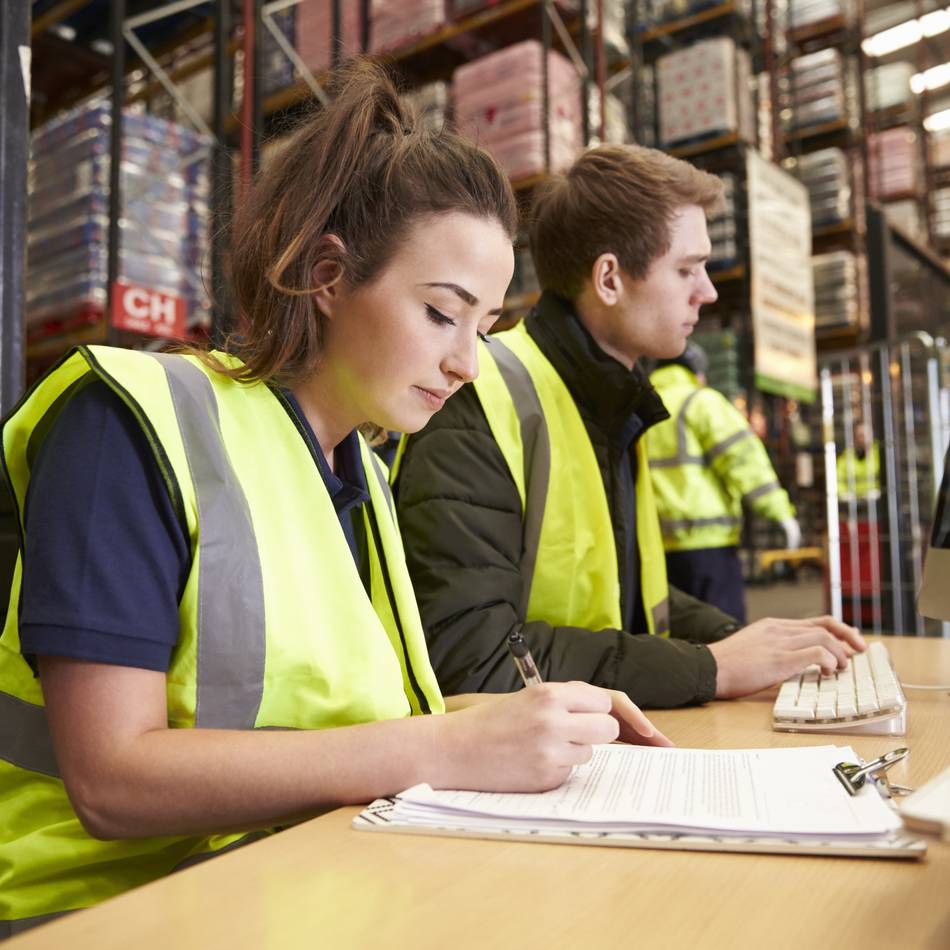 Messe zur Berufsorientierung in Neuss: Schüler bekommen Einblick in 150 Logistikberufe