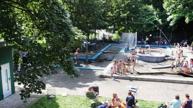 Kinder in Ratingen: „Wasser marsch“ auf dem Wasserspielplatz