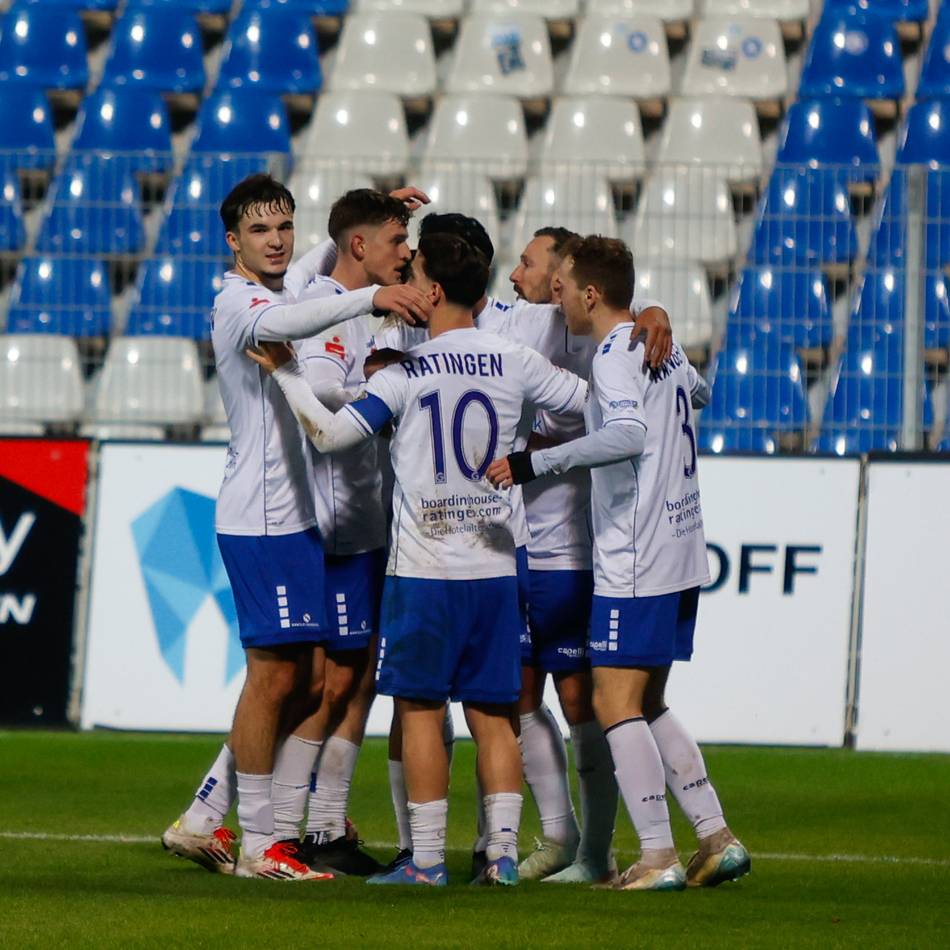 Wildes 3:3 in Büderich: Ratingen 04/19 punktet – auch mit „Scheiße am Schuh“