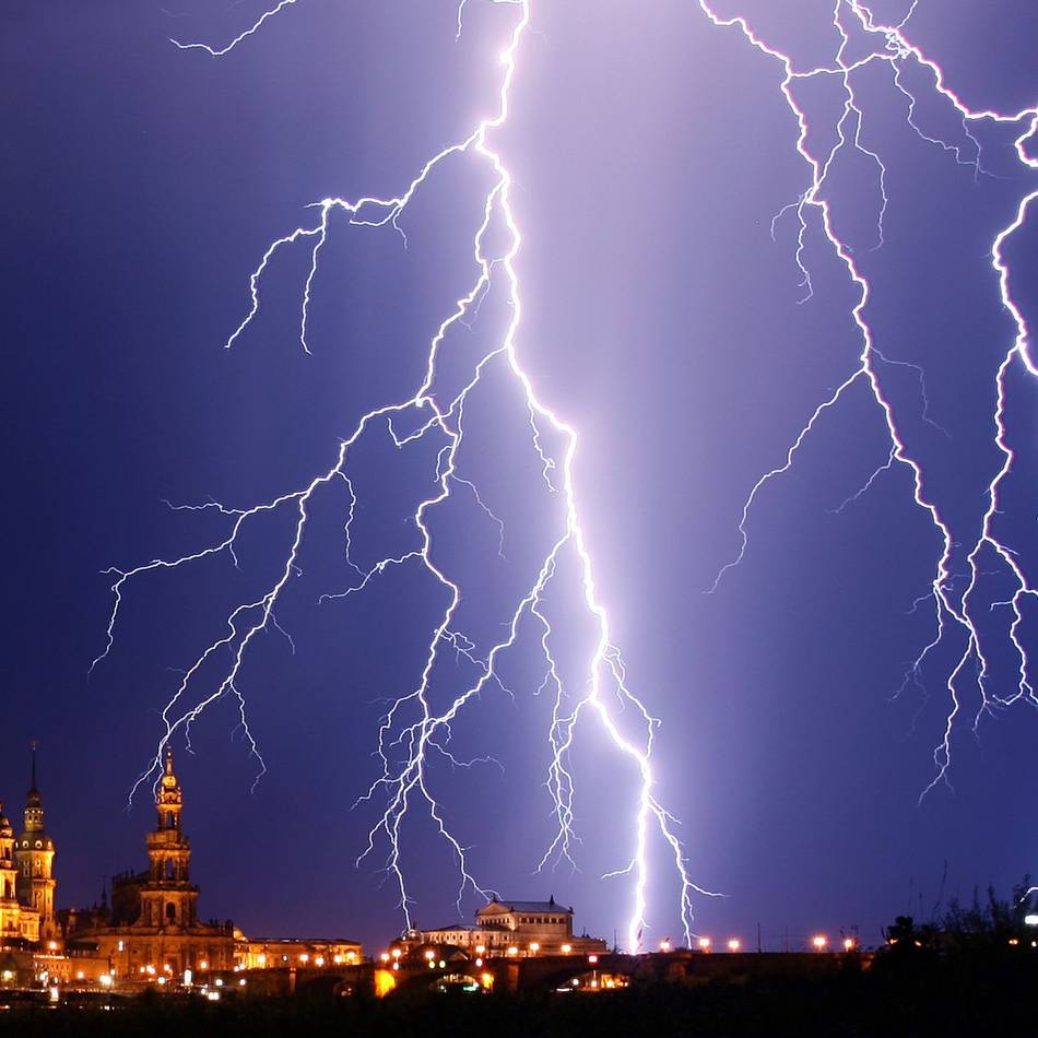 Blitzstatistik 2025: Mönchengladbach überraschend unter den blitzreichsten Städten