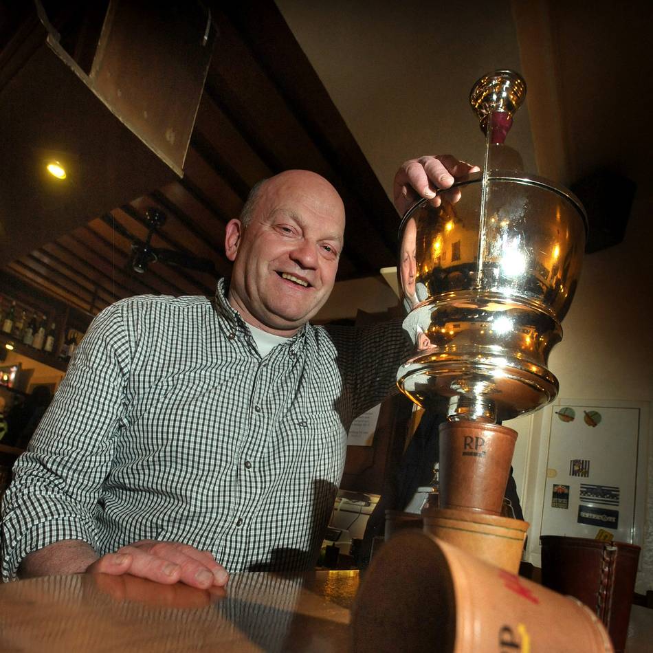 Im „Raben“ bei Horst Welling: Jetzt anmelden für die Stadtmeisterschaft in Emmerich im Knobeln