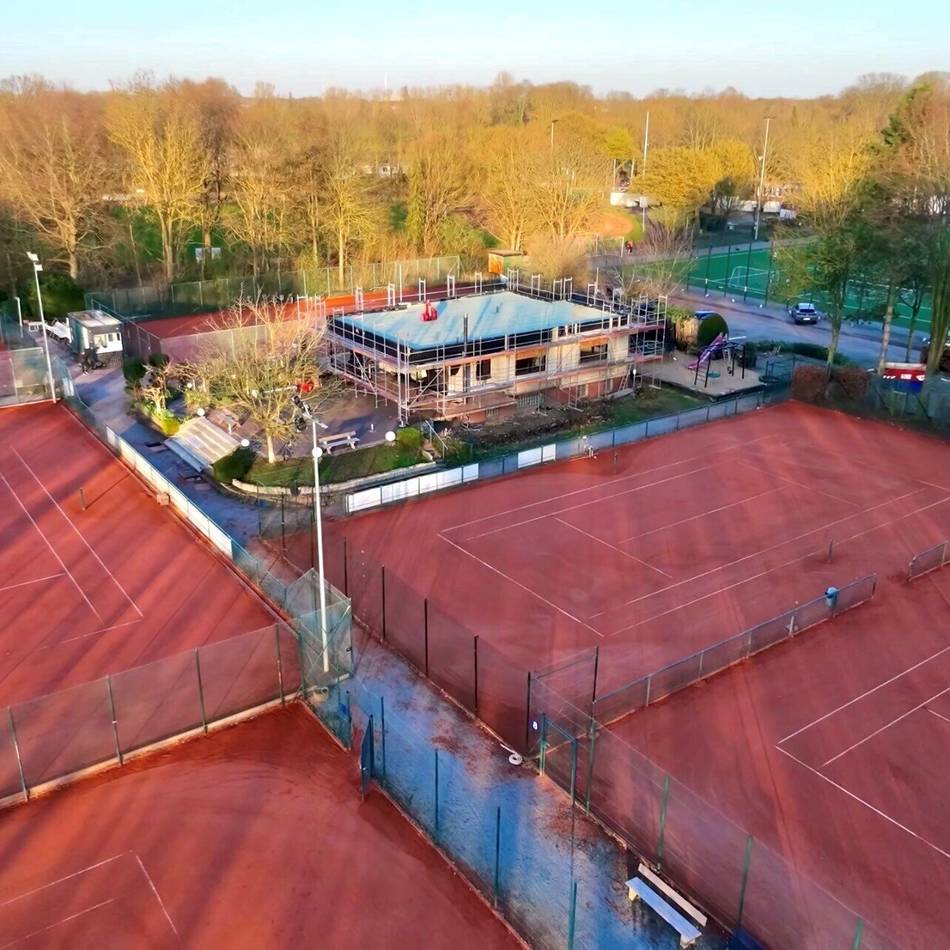 TC Blau-Weiß Wevelinghoven: Tennissportler geben Update zum Clubhaus-Umbau und stellen neue Wirte vor