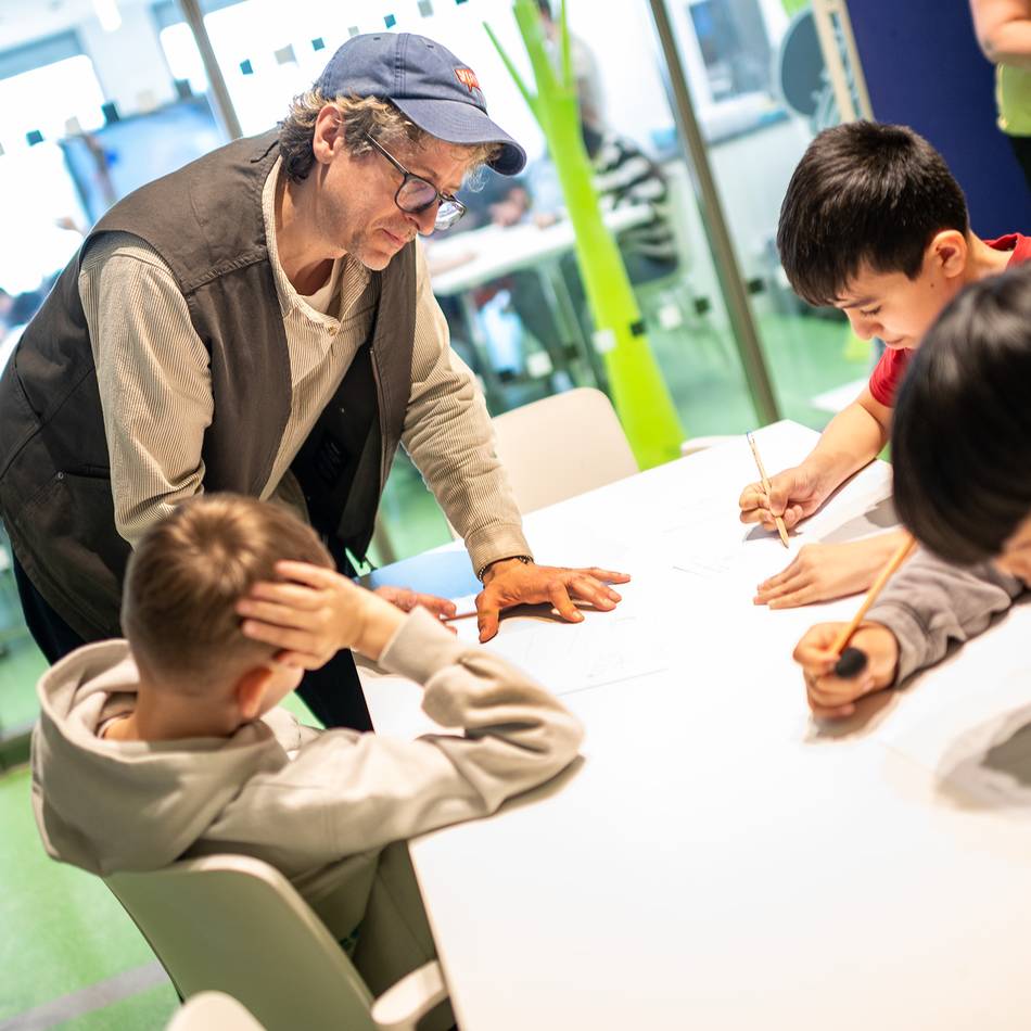 KGS Höhenstraße: Düsseldorfer Viertklässler entdecken die Welt der Bücher