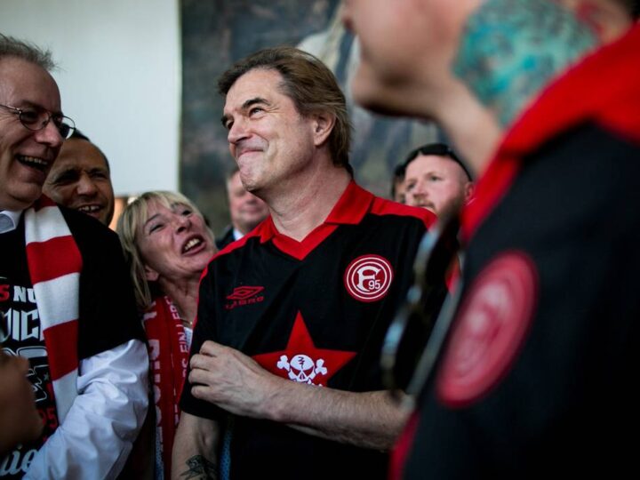 Von den Toten Hosen bis Mona Neubaur: „Echte Liebe heißt leiden“ – so sehr bewegt die Fortuna-Krise prominente Fans