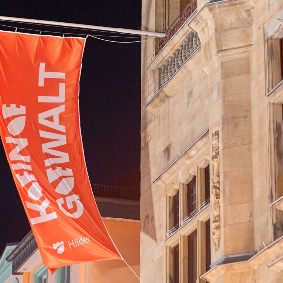 Aktion in Hilden: Hilden zeigt Flagge für gewaltfreie Erziehung