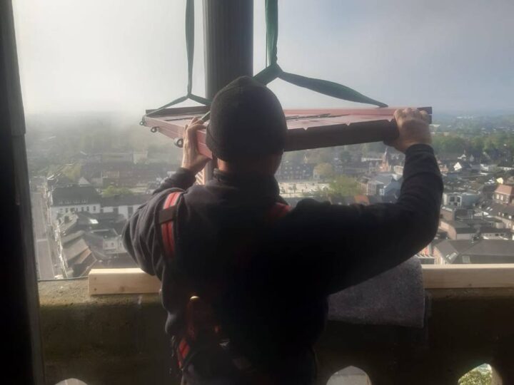 Spektakuläres Projekt: In 60 Meter Höhe – neue Türen für die Basilika in Kevelaer