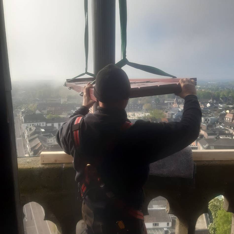 Spektakuläres Projekt: In 60 Meter Höhe – neue Türen für die Basilika in Kevelaer