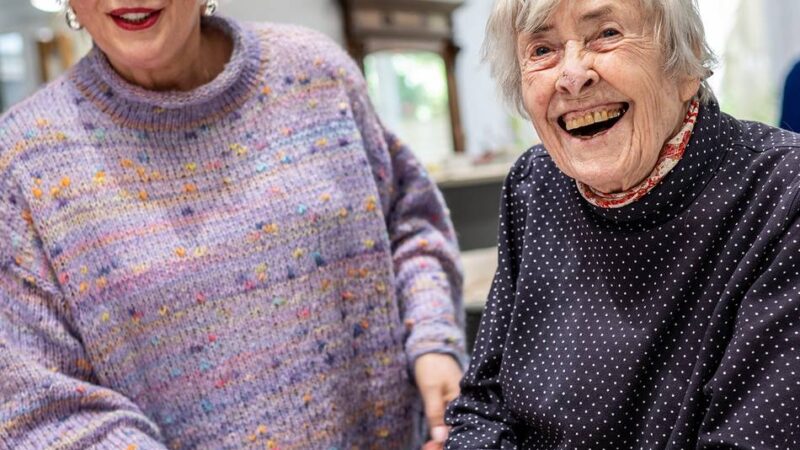 Workshop in Meerbusch: Wenn Häkeln die Generationen verbindet