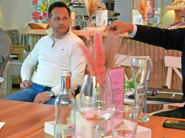 Beim zweiten Stammtisch gab es Lob für die gelungenen Aktionen rund um die Oster-Rallye: Werbegemeinschaft Neviges plant neben
dem Laternenfest eine Genussmeile