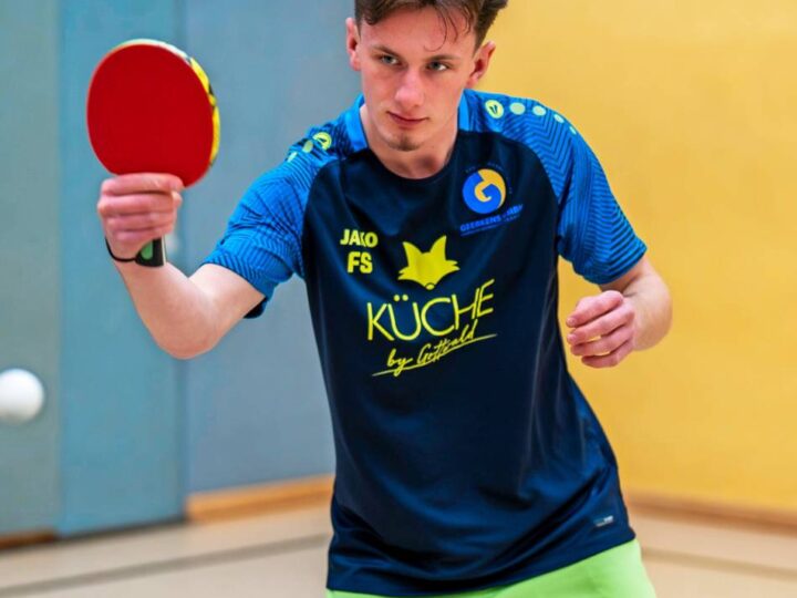 Tischtennis-Saisonfinale: TuS 08 Rheinberg feiert Dreifach-Aufstieg