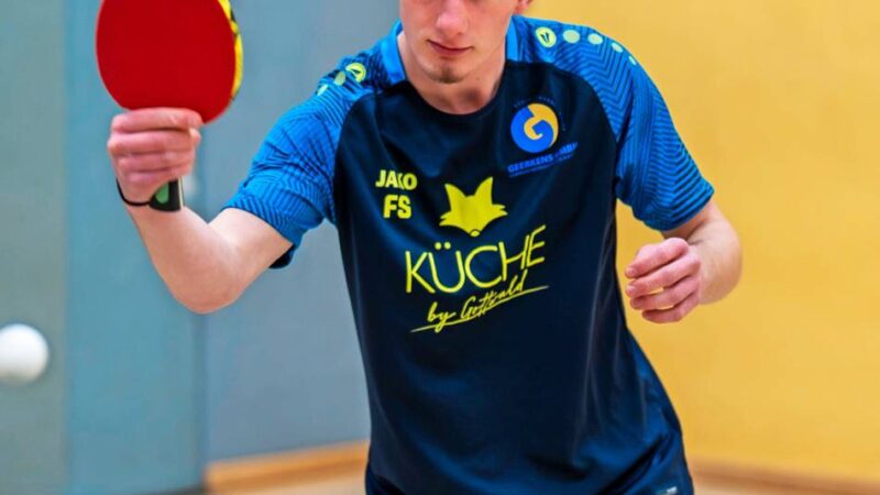 Tischtennis-Saisonfinale: TuS 08 Rheinberg feiert Dreifach-Aufstieg