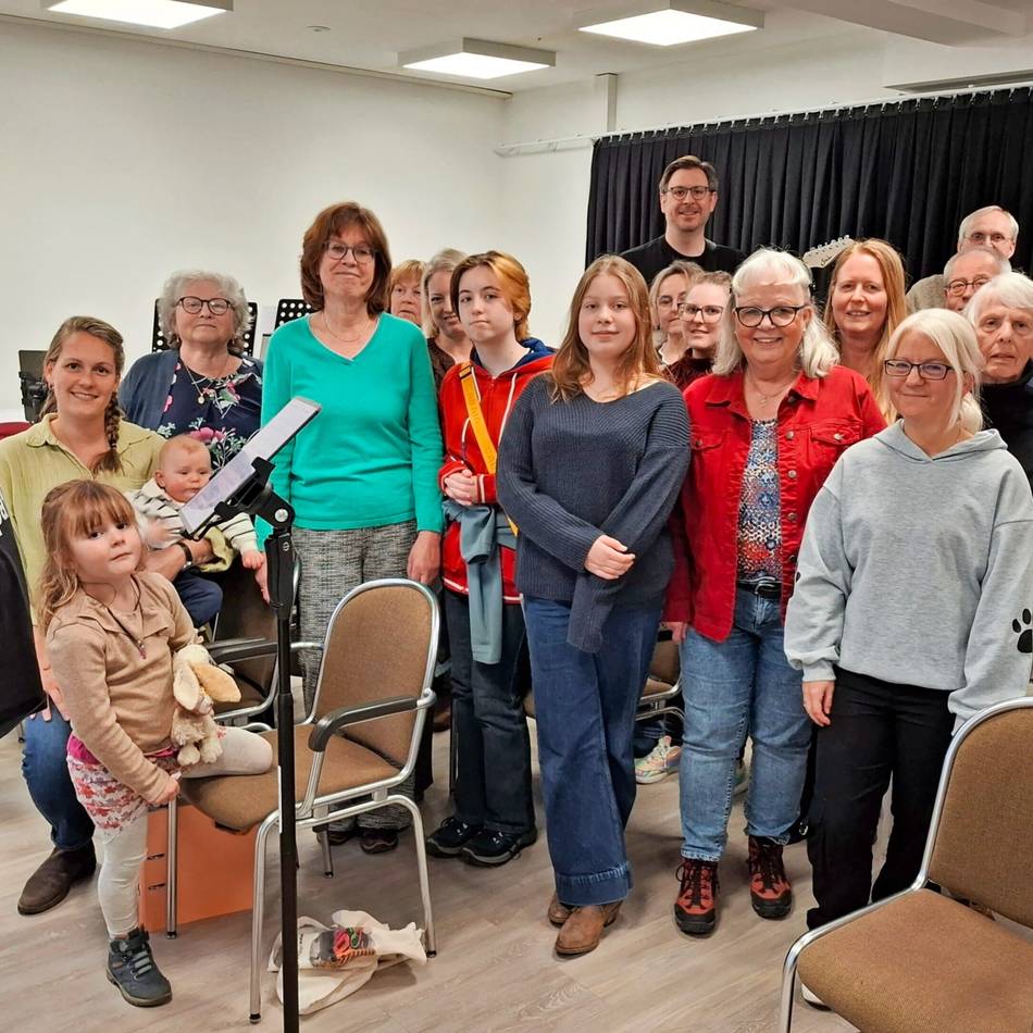 Rhythmus-Chor und Rhythmus-Parenten-Chor bereiten sich auf ihre Jubiläumskonzerte vor: Nevigeser Chöre singen aus Film und Musical