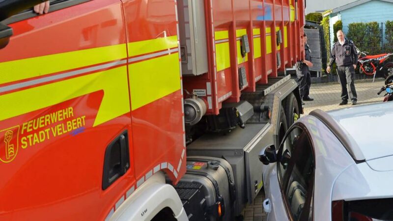 Probefahrten der Feuerwehr: Feuerwehr im Einsatz beschädigt parkende Autos nur in Ausnahmefällen