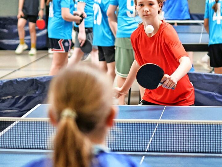Schulsport: Gymnasium Haan trumpft beim Tischtennis-Milchcup auf