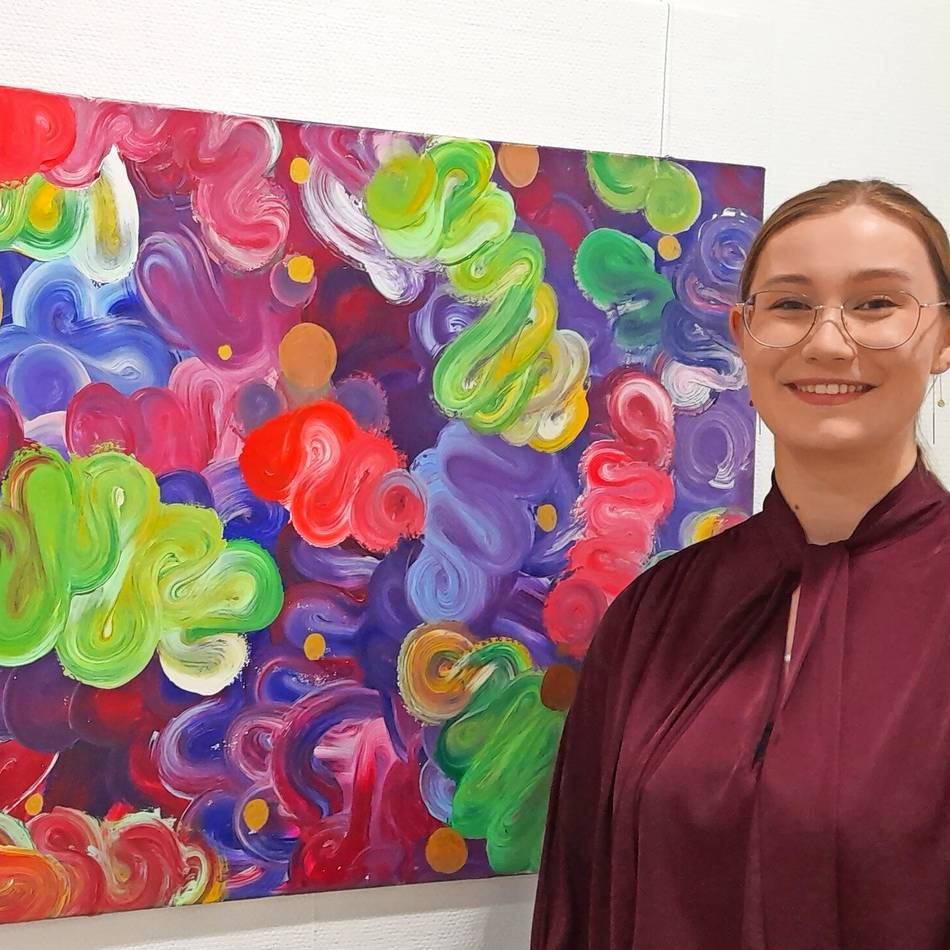 Sehenswerte Ausstellung mit Arbeiten von Laura Niederelz im Zeittunnel: „Ich male, wenn mich etwas beschäftigt“