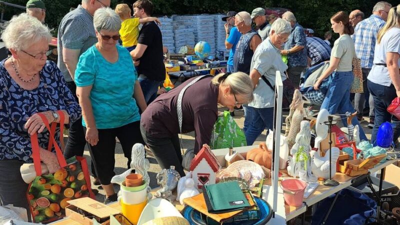 Aktion auf Wertstoffhof Hückeswagen: „Nix kütt fott!“ beim Bergischen Tauschrausch