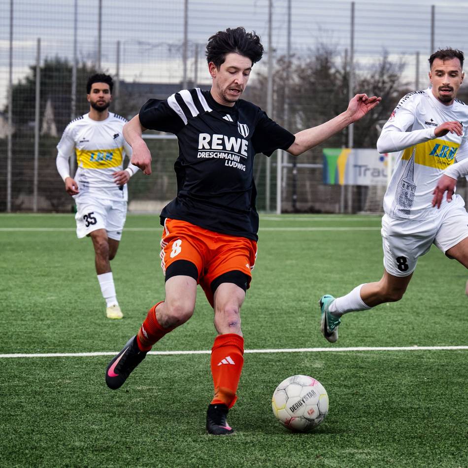 Berghausen reist nach Wuppertal: Enges Spiel auf engem Platz – das wird für den SSV speziell