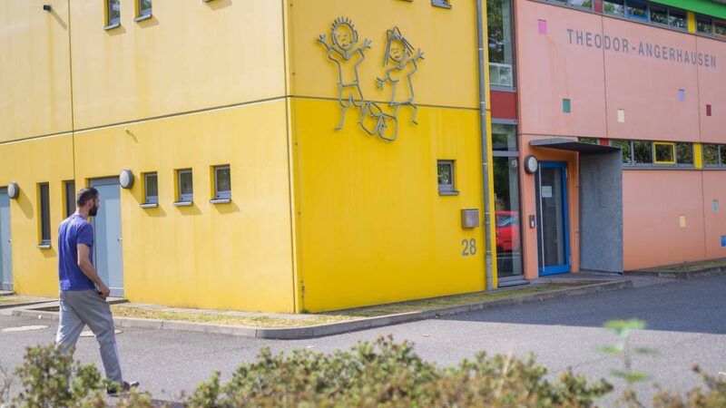 Schulen in Dormagen: Platznot zwingt zwei Schulen zum Ausweichen