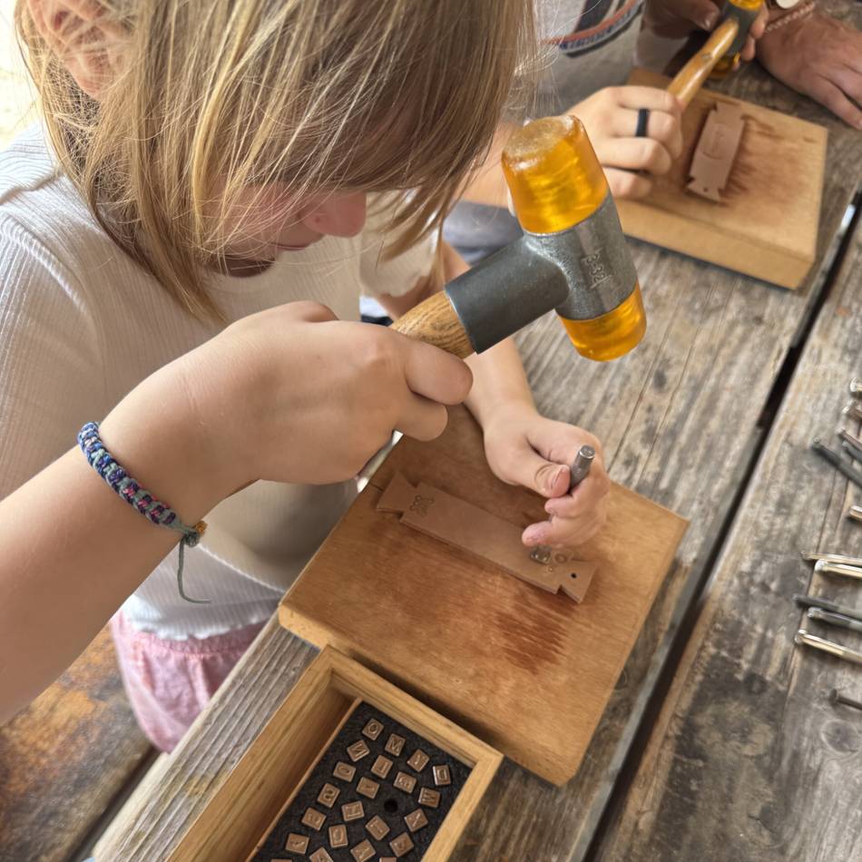 Mitmach-Aktionen im APX in Xanten: Wo Kinder zu römischen Handwerkern werden können