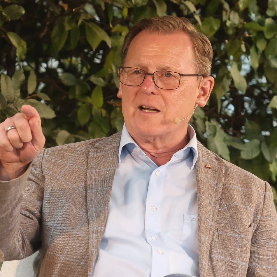 In Leverkusen trifft Kirche auf Politik: Ramelow plaudert bei Katholiken aus dem Nähkästchen