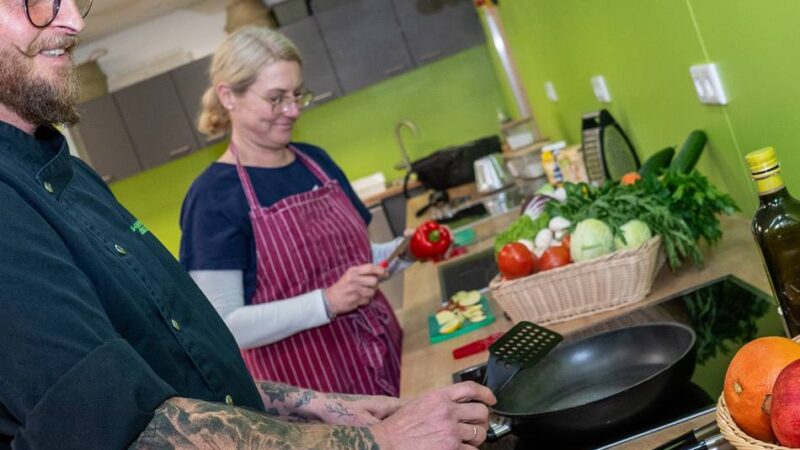 Soziale Spaltung in Düsseldorf: Wie in Düsseldorf ein Fonds beim Kampf gegen Kinderarmut hilft