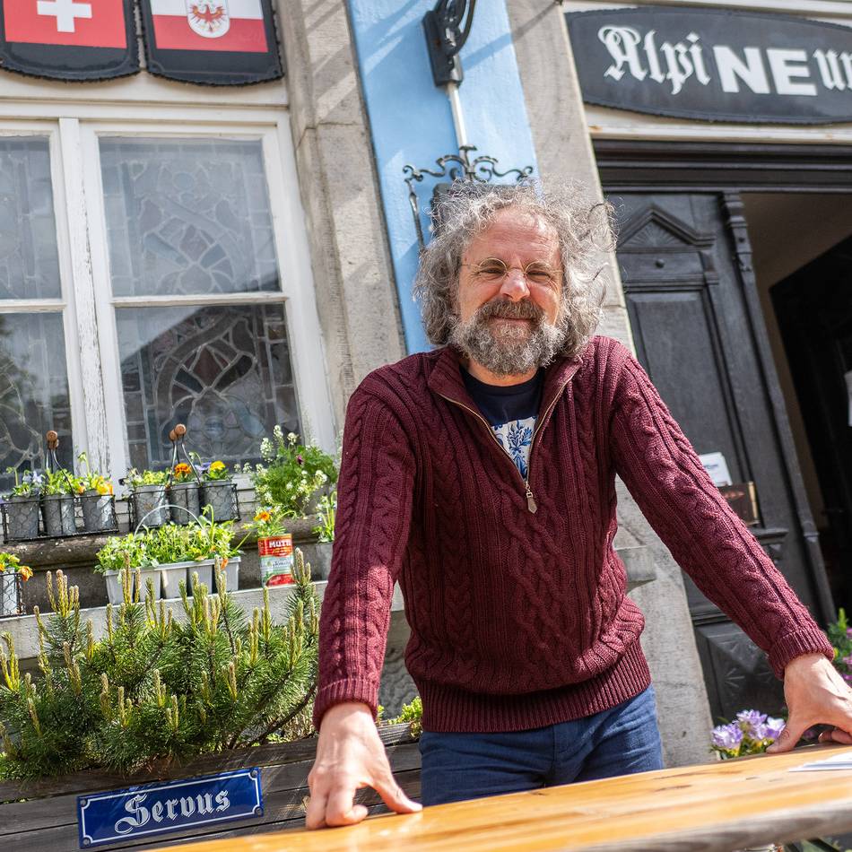 Kunstgalerie in Neuss: Neue Ausstellung eröffnet im Alpineum