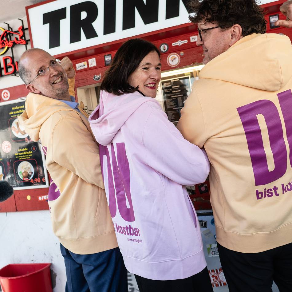 Großereignis im Mai 2027: „Düsseldorf wird DU-Dorf“ – Kampagne für Kirchentag startet