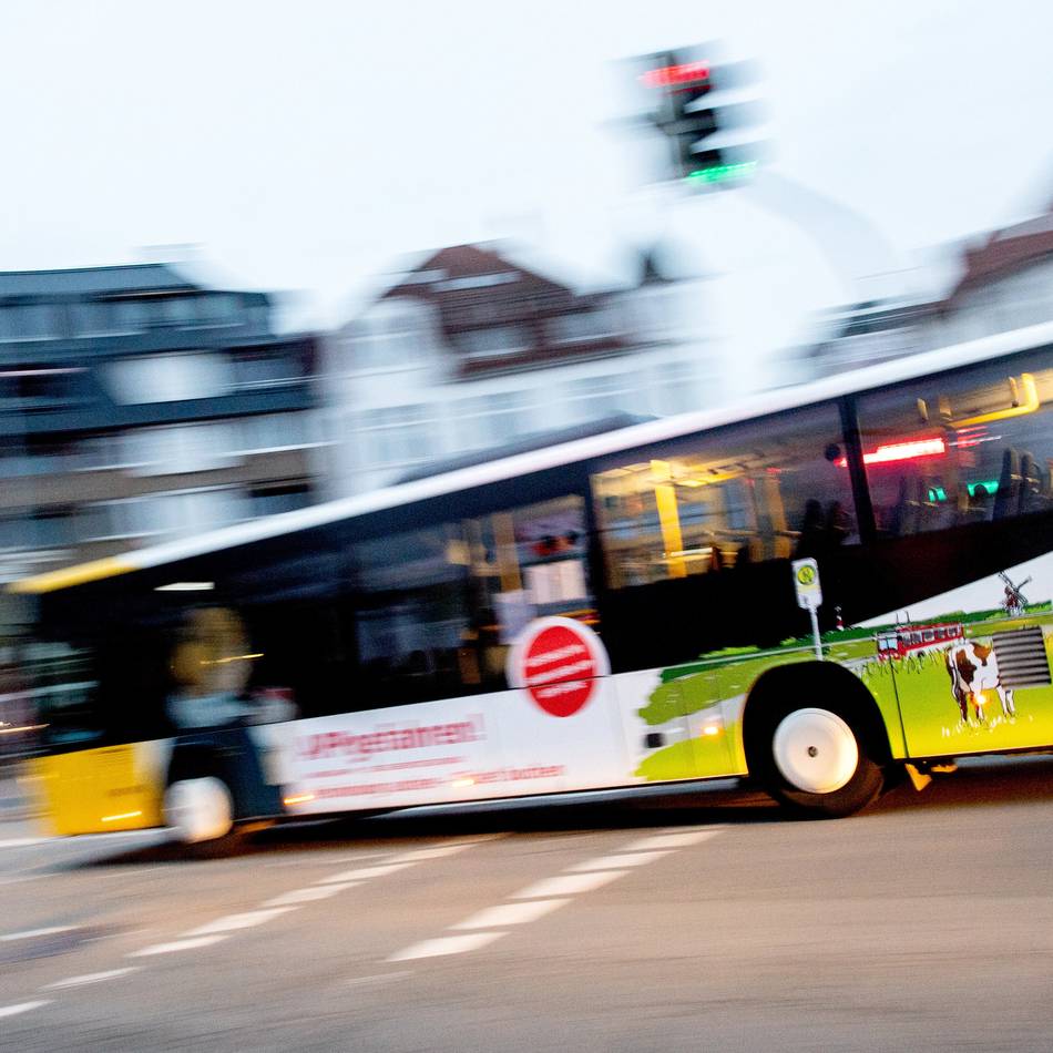 Verkehr in Jüchen: Baustellen sorgen für Bus-Ärger