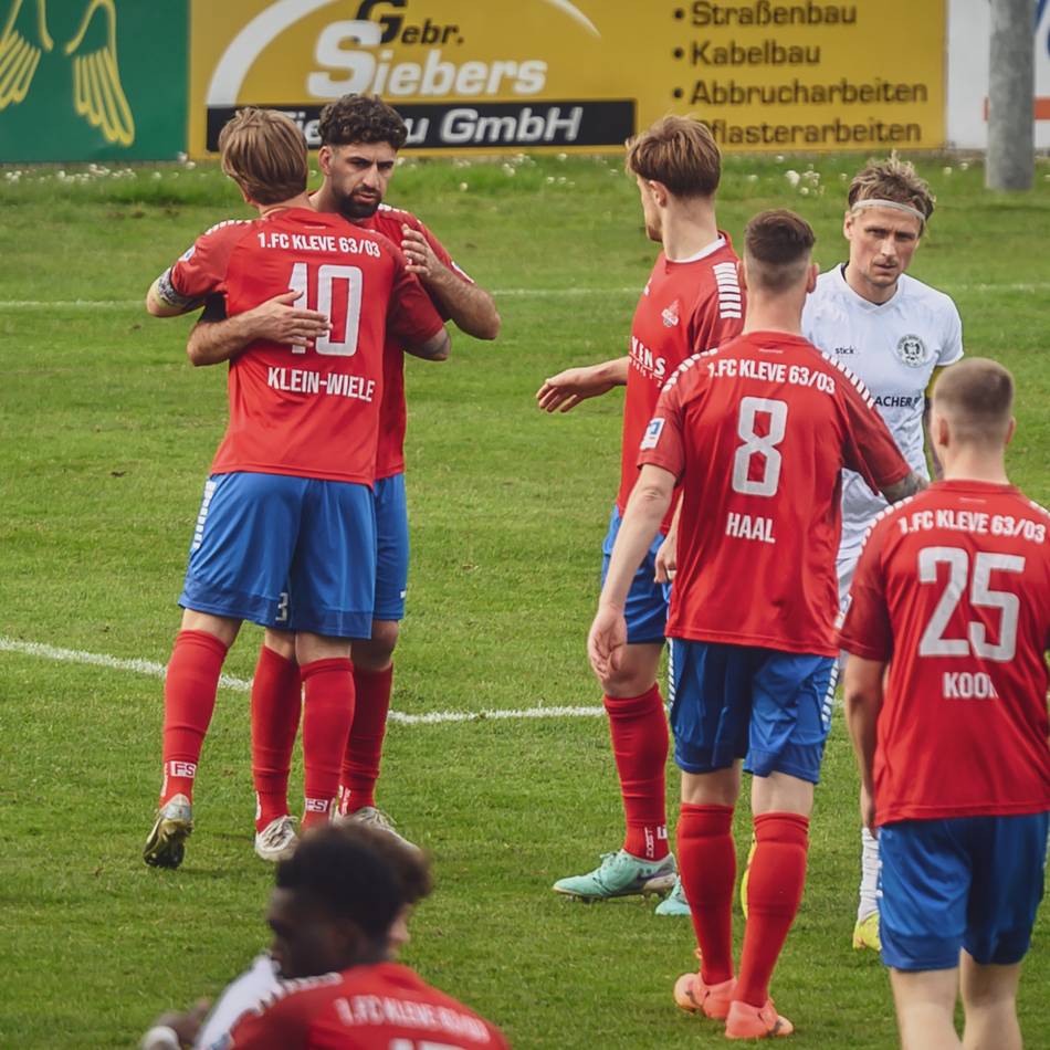 1:0-Heimsieg gegen VfL Jüchen-Garzweiler: Der 1. FC Kleve darf weiter auf den Klassenerhalt hoffen